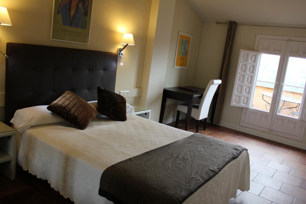 Hotel Leonor De Aquitania Cuenca  Rum bild